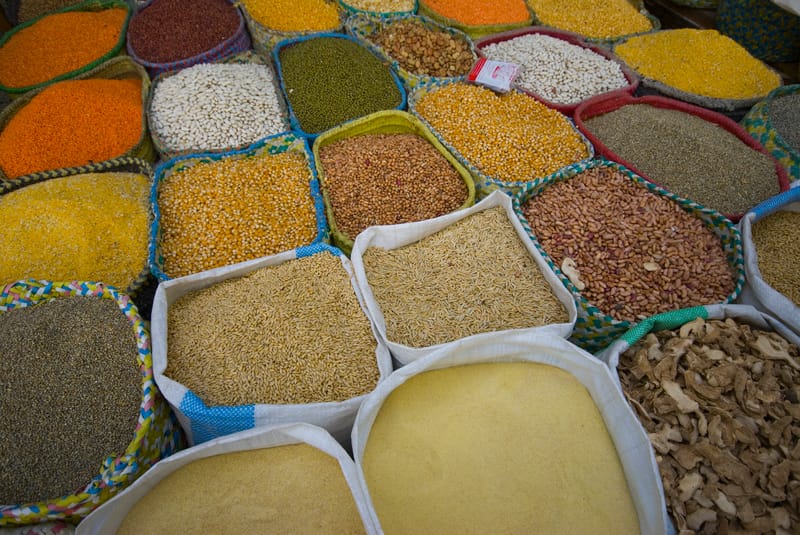 Whole spices like cardamom, cinnamon, and black lime give Saudi dishes their warm, layered fragrance.